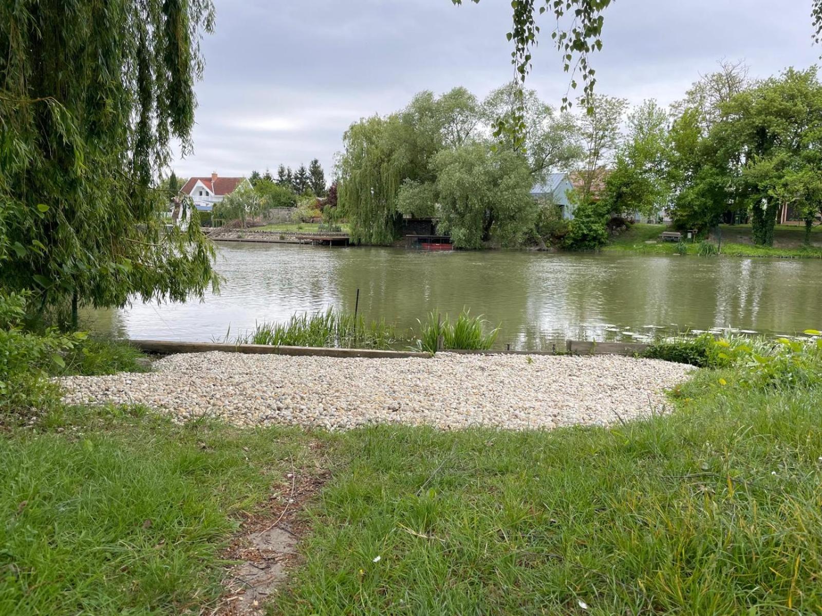 Chata Donau Eprestető Kültér fotó